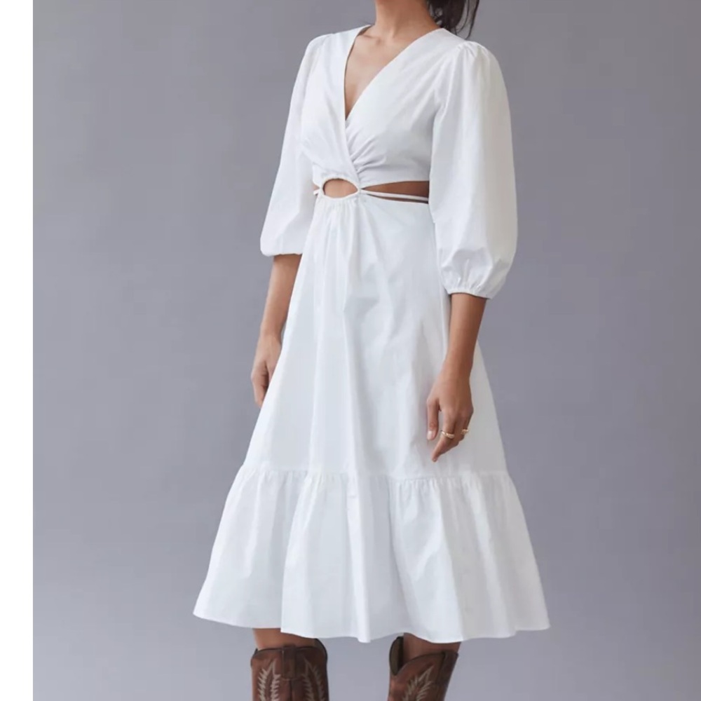 ASTR The Label Rosewood Midi Dress M White Ruffled Boho Beachy Resortwear
